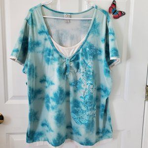 Stretch Ladies Blue & White Tie Dye Top w/Butterflies & Studs, 26/28W